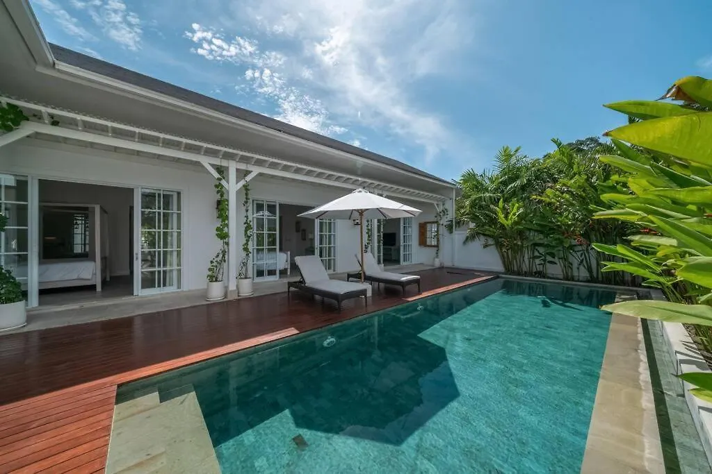 Villa Blanc Mediterranean: 3Br In Central Canggu